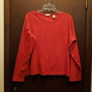 IZOD long sleeve t-shirt